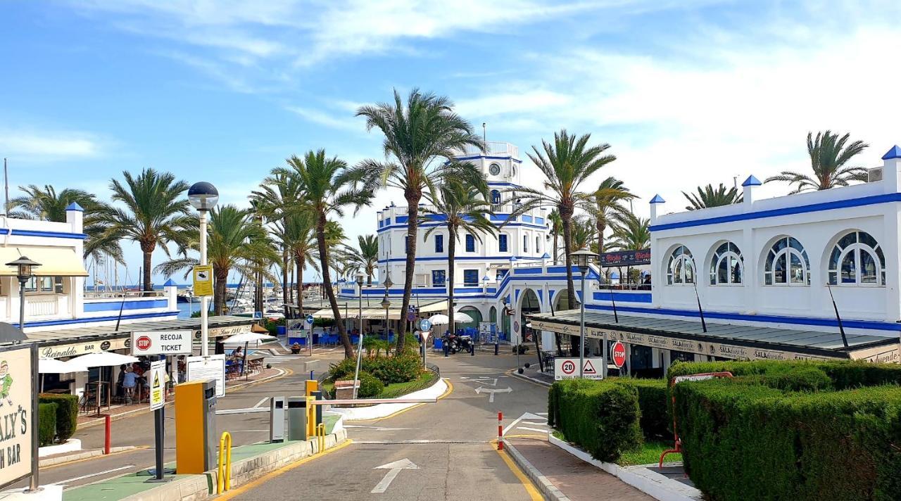 Estepona Puertoアパートメント エクステリア 写真